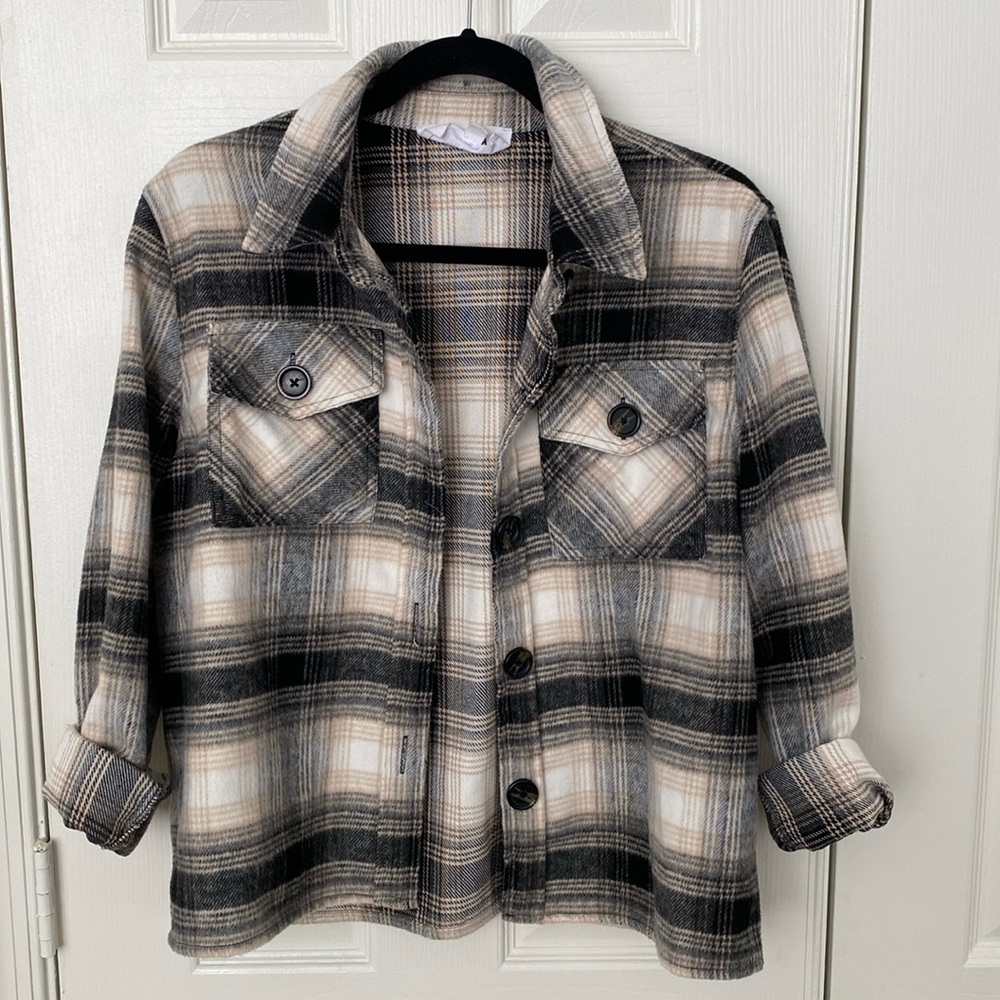 BB Dakota by Steve Madden plaid jacket